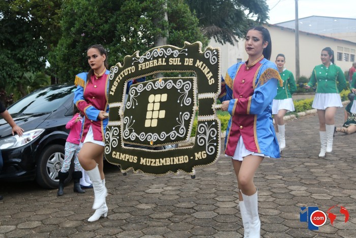 899850afbdd4493fffe5