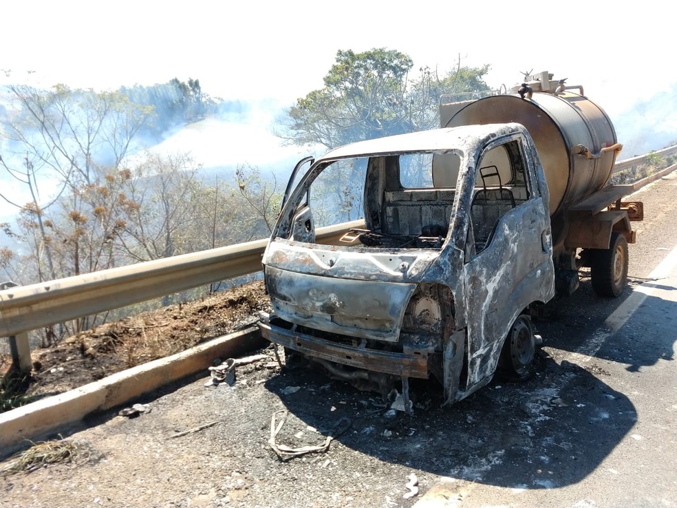 Sem Título-1 Sem Título-1