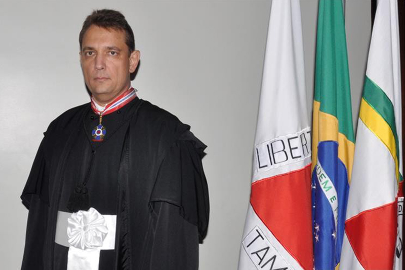 DesembGxpe DesembGxpe