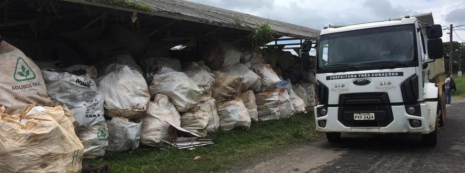Coleta_embalagens_de_agrotóxicos_em_Três_Corações_Seapa