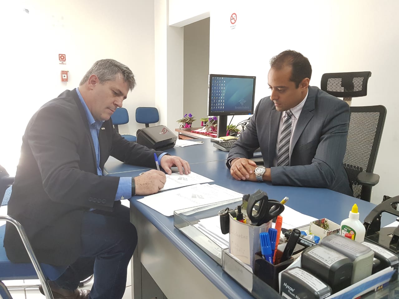 Reitor_do_IFSULDEMINAS__e_delegado_da_Receita_Federal_assinam_parceria Reitor_do_IFSULDEMINAS__e_delegado_da_Receita_Federal_assinam_parceria