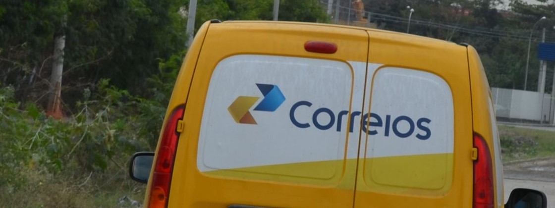 21082856231093 21082856231093