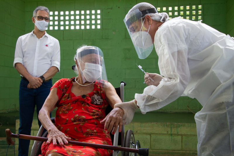 content_foto_idoso_vacina_credito-fabio_marchetto content_foto_idoso_vacina_credito-fabio_marchetto