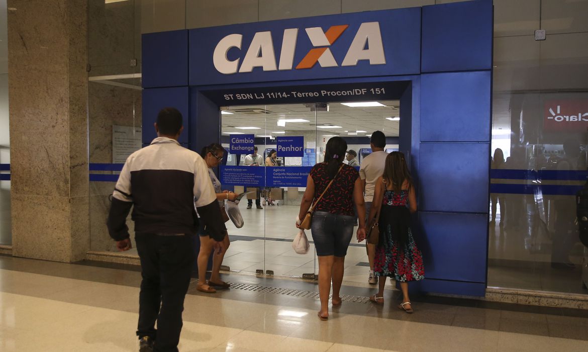 Agências da Caixa abrirão neste sábado para saque do FGTS Agências da Caixa abrirão neste sábado para saque do FGTS