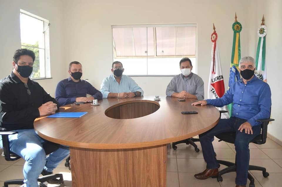 PaulinhoAelton PaulinhoAelton