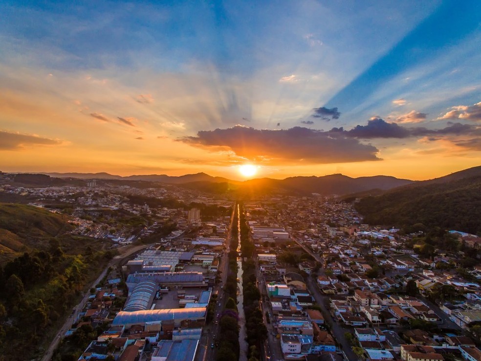 imagens_aereas-drone_-_1o_lugar_-_fim_de_tarde_por_joao_batista_blasi imagens_aereas-drone_-_1o_lugar_-_fim_de_tarde_por_joao_batista_blasi