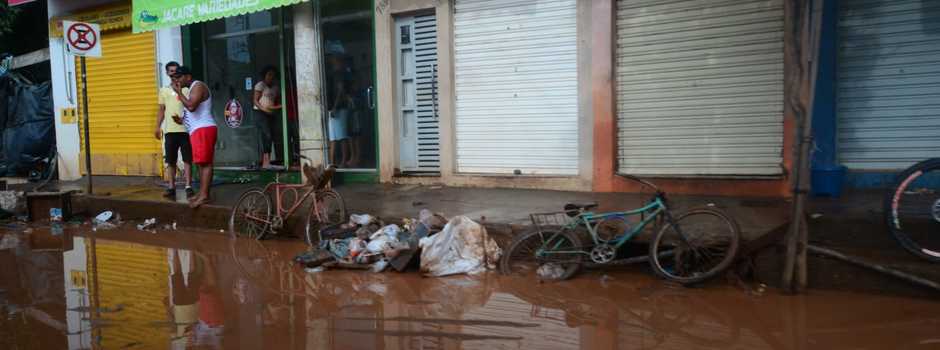 Salinas_-_Marco_Evangelista_Imprensa_MG_(7) Salinas_-_Marco_Evangelista_Imprensa_MG_(7)