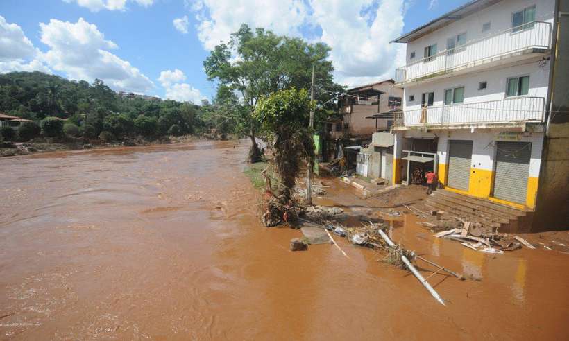 raposos-debaixo-dagua_1_152012 raposos-debaixo-dagua_1_152012