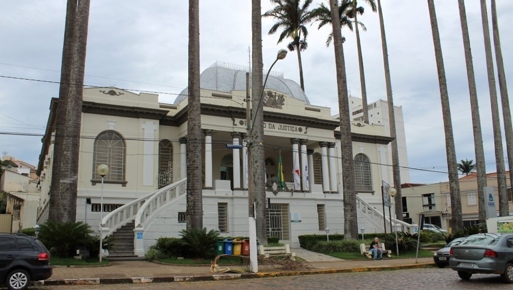 camara-01-guaxupe-423559