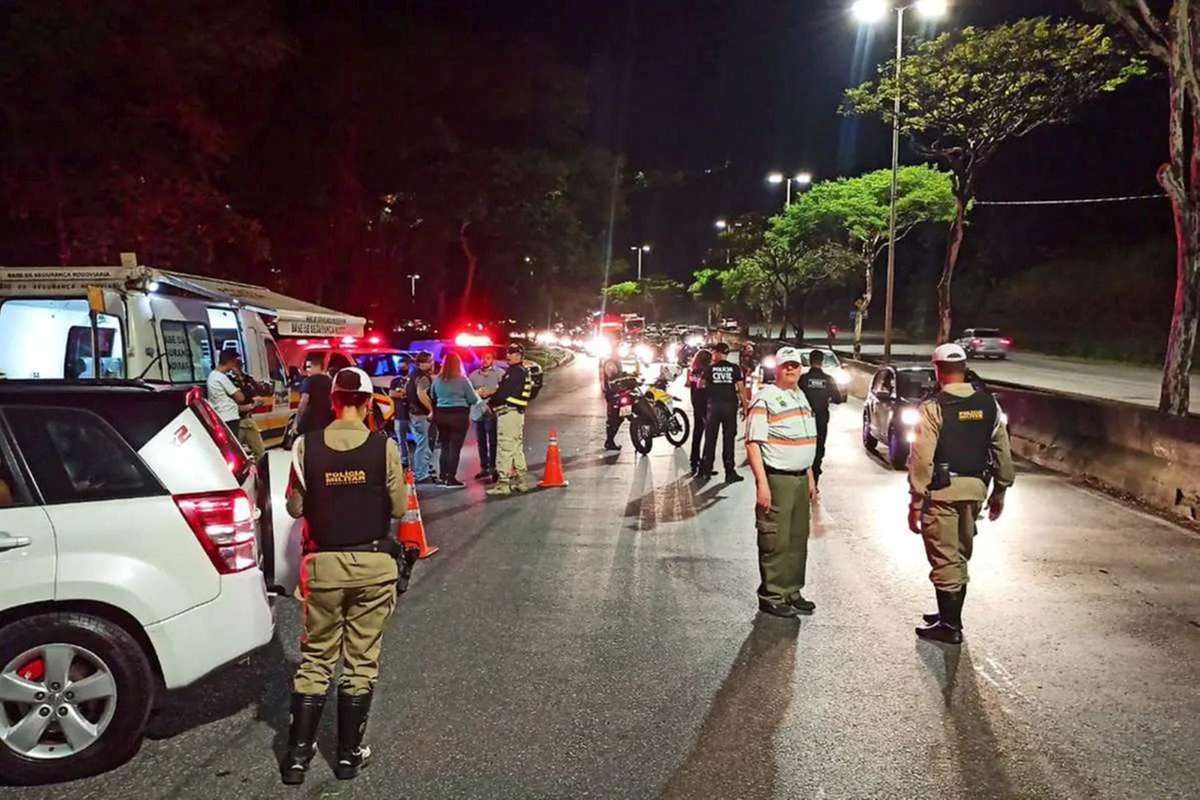 ezgif-2-207524ff45 ezgif-2-207524ff45