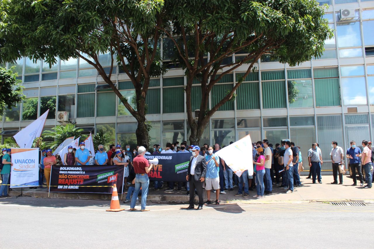 ezgif-2-e62aaba00c ezgif-2-e62aaba00c