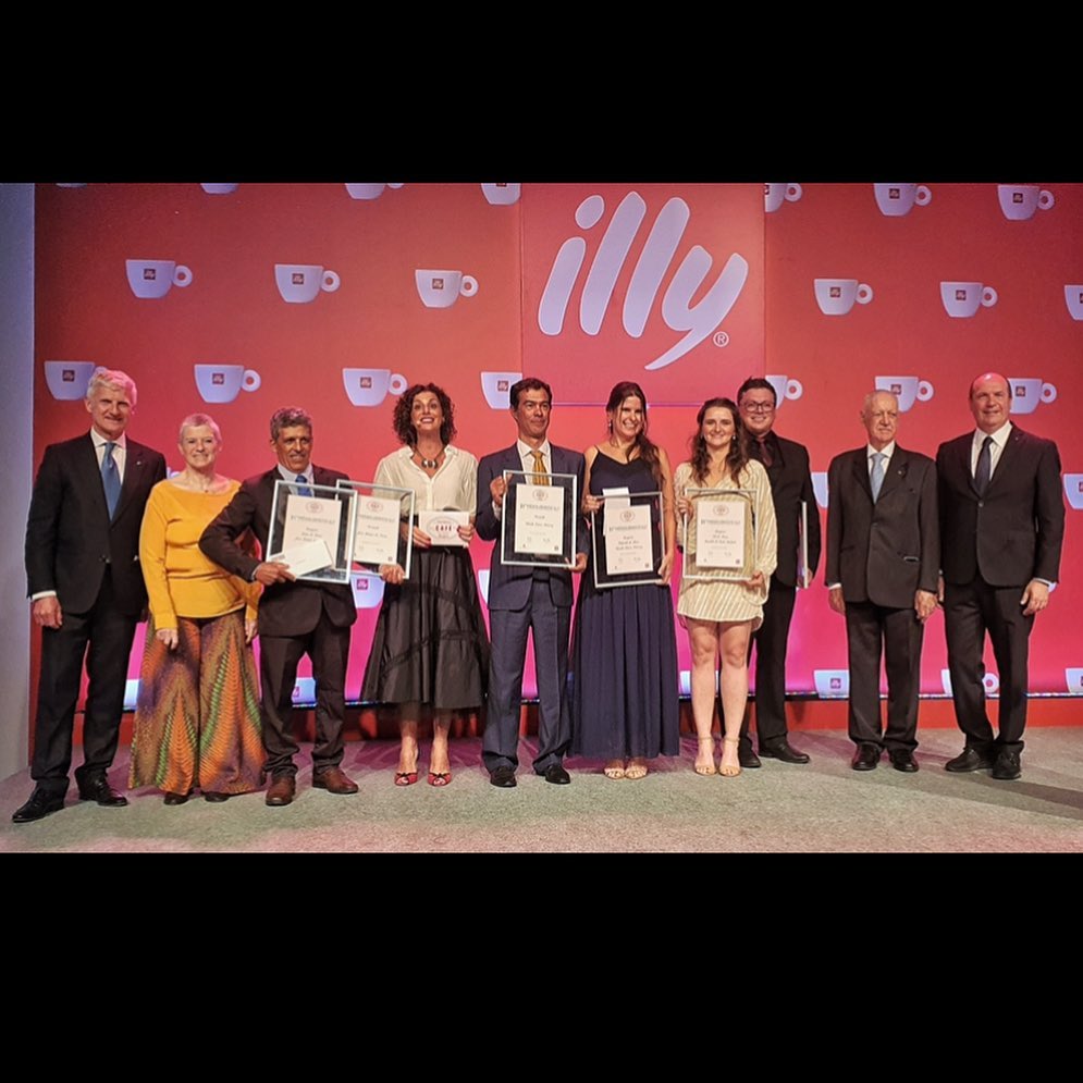 CafeHarmoniaSPIlly CafeHarmoniaSPIlly