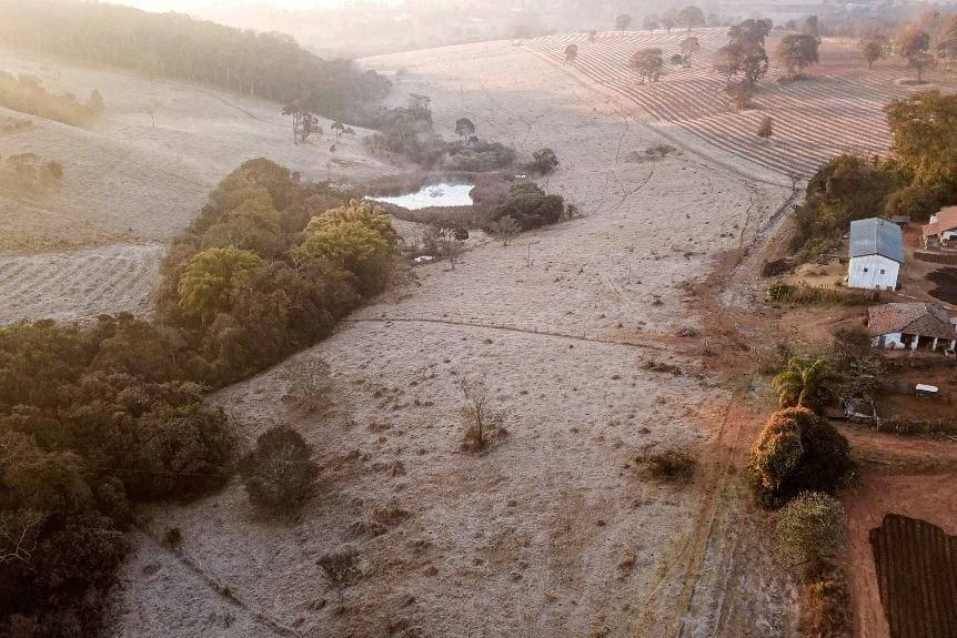 ezgif-1-0570930cce ezgif-1-0570930cce