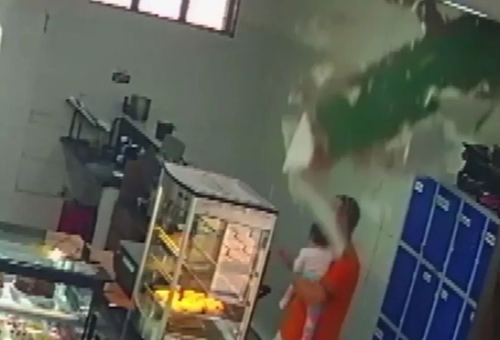 ezgif-4-fb801b1902 ezgif-4-fb801b1902