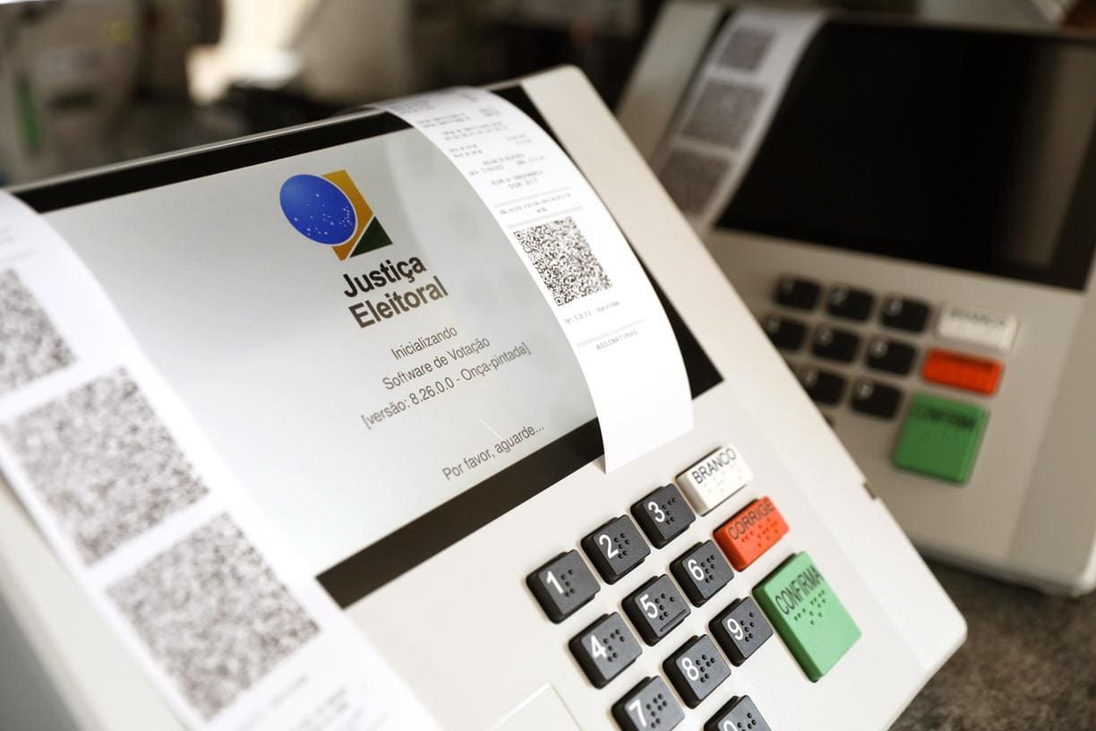 urna-eleicoes-12-k-jpg urna-eleicoes-12-k-jpg