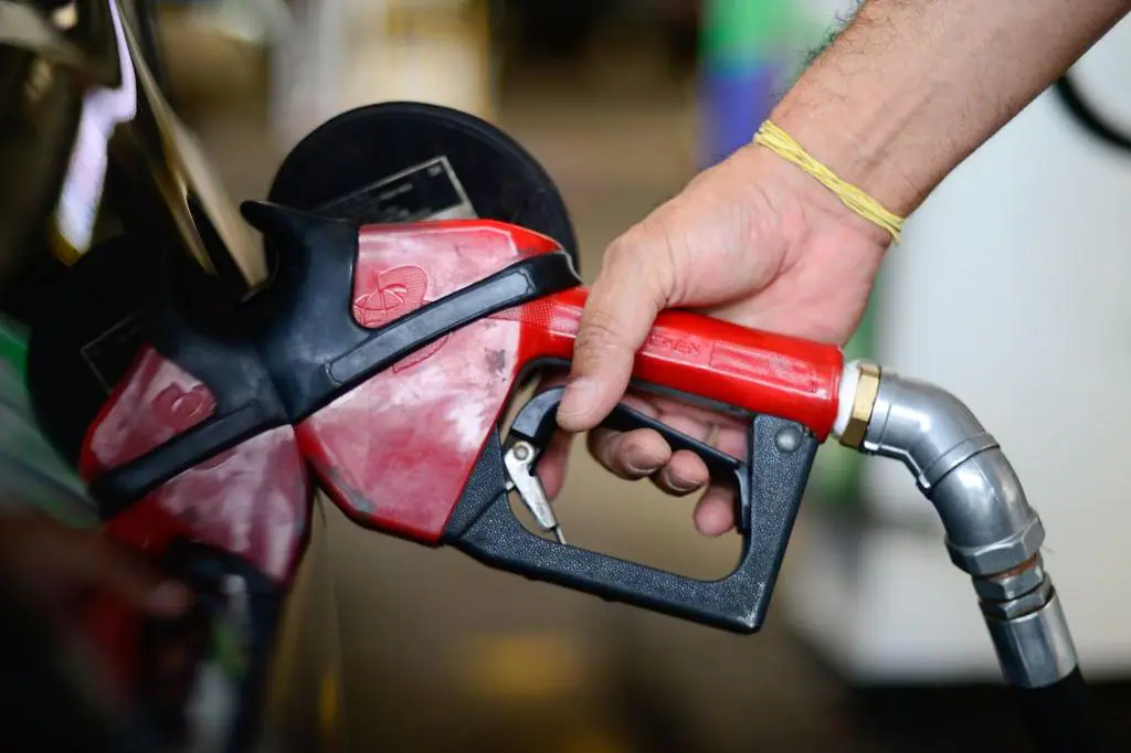 gasolina-4-29629e0f52 gasolina-4-29629e0f52