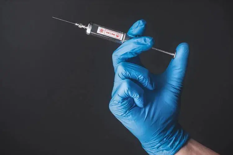 vacina-2-0a750ab894 vacina-2-0a750ab894