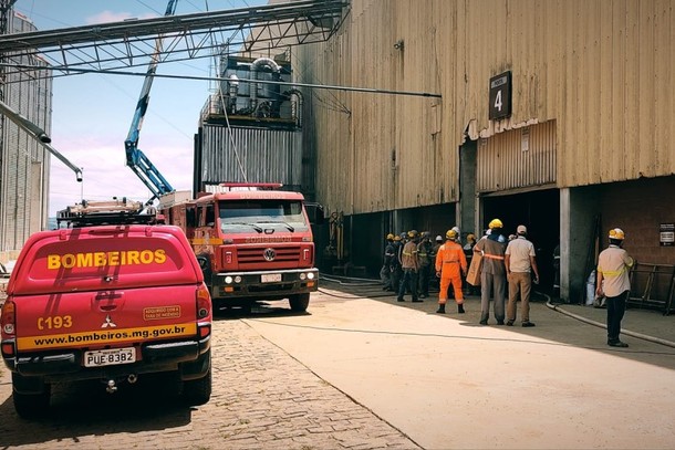 incendio-atinge-complexo-industrial-japy-639b72469546f incendio-atinge-complexo-industrial-japy-639b72469546f