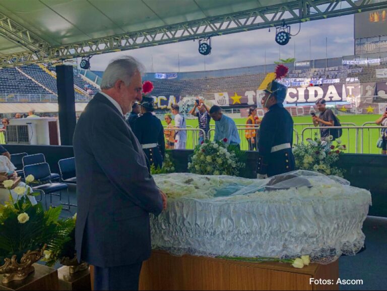 PeleMeles1 PeleMeles1