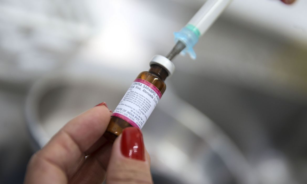 sarampo_mcmgo_abr20180818_1353