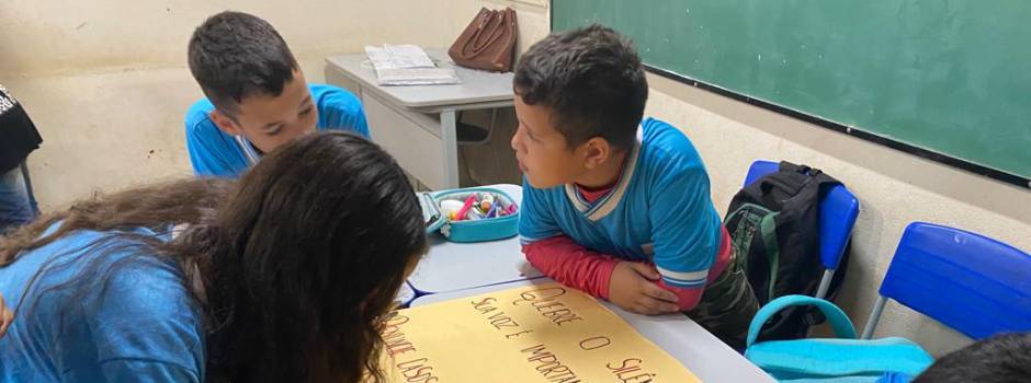 E.E.Cordiolino_Souza_Santos_-_SRE_Montes_Claros_(2) E.E.Cordiolino_Souza_Santos_-_SRE_Montes_Claros_(2)