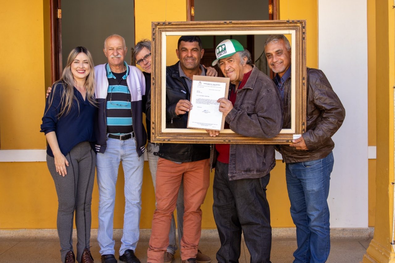 7b560fe4-a7b2-4d0a-bdfd-1929eb87fcd0 7b560fe4-a7b2-4d0a-bdfd-1929eb87fcd0