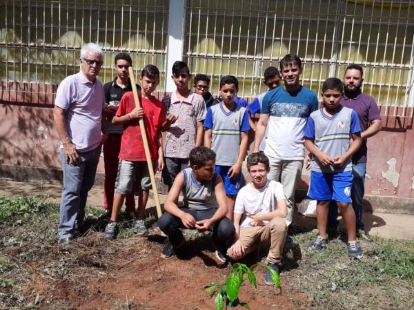 Escola C Fabriciano Escola C Fabriciano