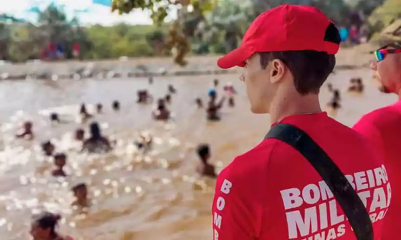 agentes-do-corpo-de-bombeiros-fiscalizam-atrativos-aquaticos_1_41010