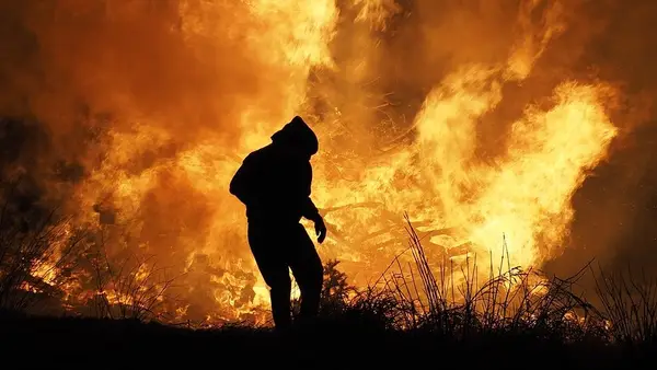 ondas-de-calor-secas-inundacoes-e-incendios-afetaram-a-asia-europa-e-america-do-norte--995894e3-3bc5-4bbe-9555-1f19f377cb46.medium