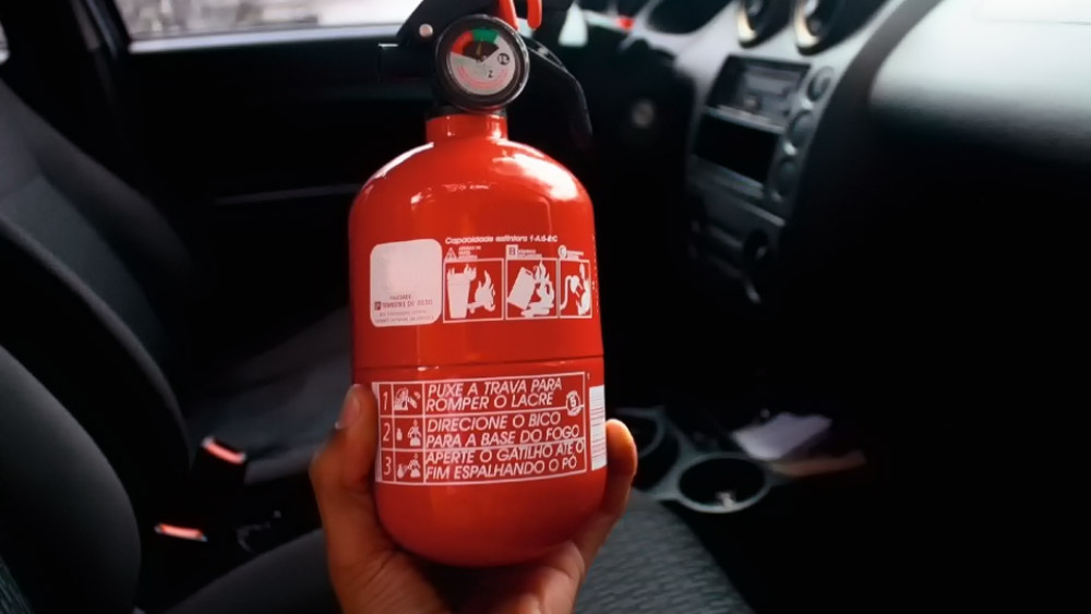post-extintor-veiculo