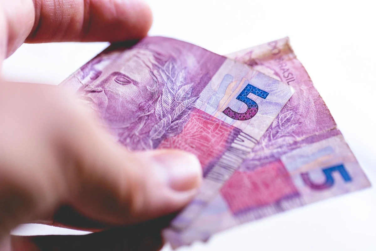 nota-5-reais nota-5-reais