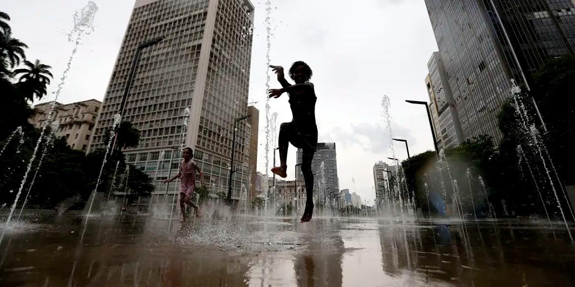 3249712364612364932159661235