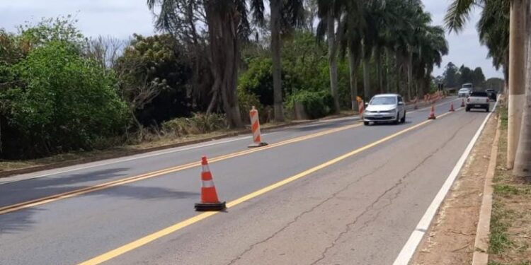 estrada-rodovia-EPR-325 estrada-rodovia-EPR-325