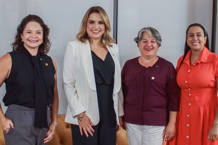 A Presidente Ângela Botelho e as Diretoras Institucionais da CAAMG estreiam no podcast Conexão Caixa em celebração ao Mês da Mulher A Presidente Ângela Botelho e as Diretoras Institucionais da CAAMG estreiam no podcast Conexão Caixa em celebração ao Mês da Mulher