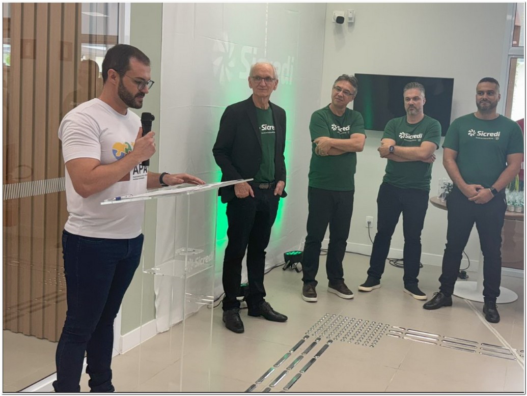 Sicredi inaugurou sua agência em Alpinópolis Sicredi inaugurou sua agência em Alpinópolis