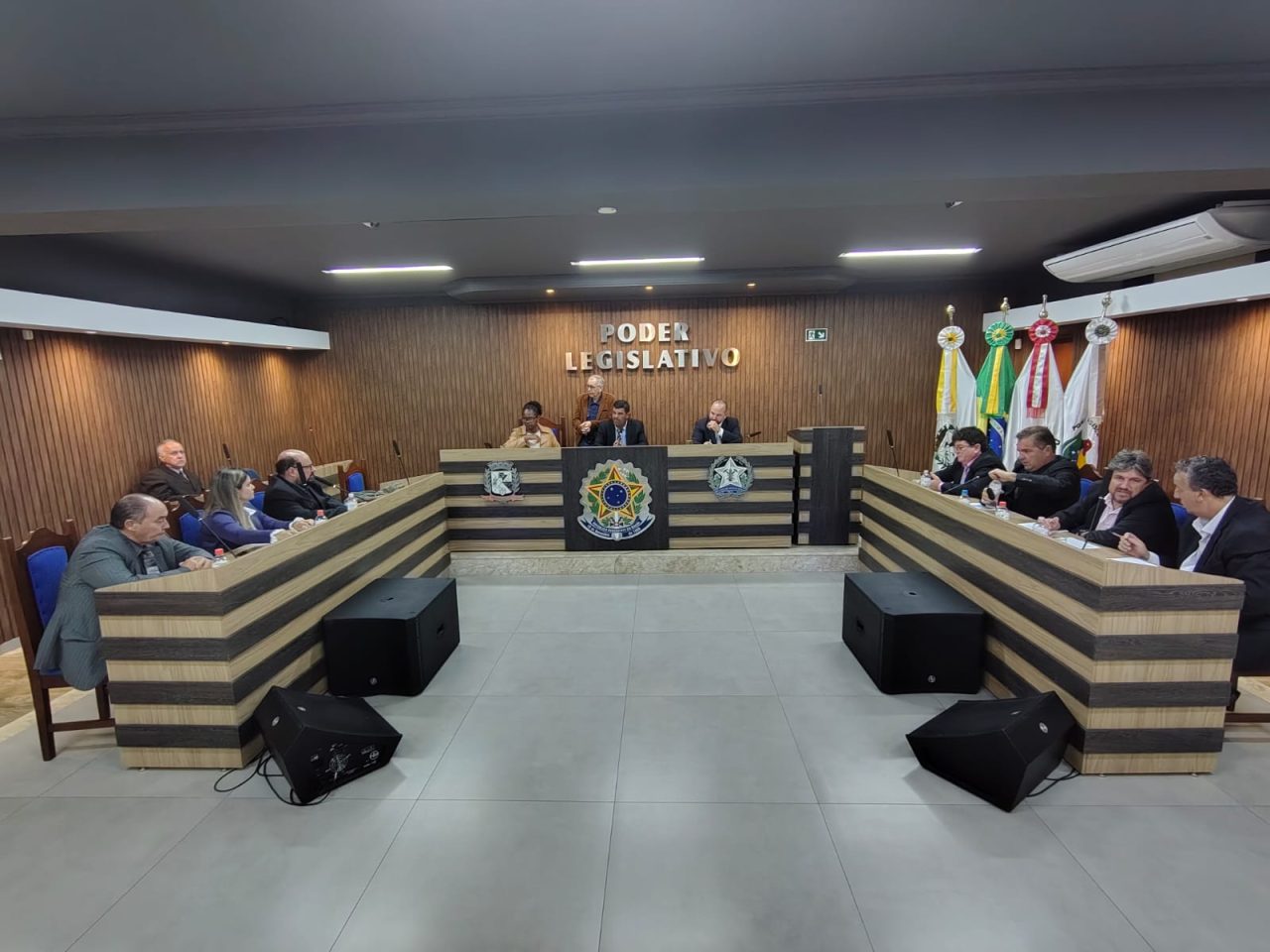 WhatsApp Image 2025-05-19 at 21.16.00 WhatsApp Image 2025-05-19 at 21.16.00