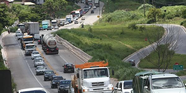 estrada-rodovia-21487 estrada-rodovia-21487