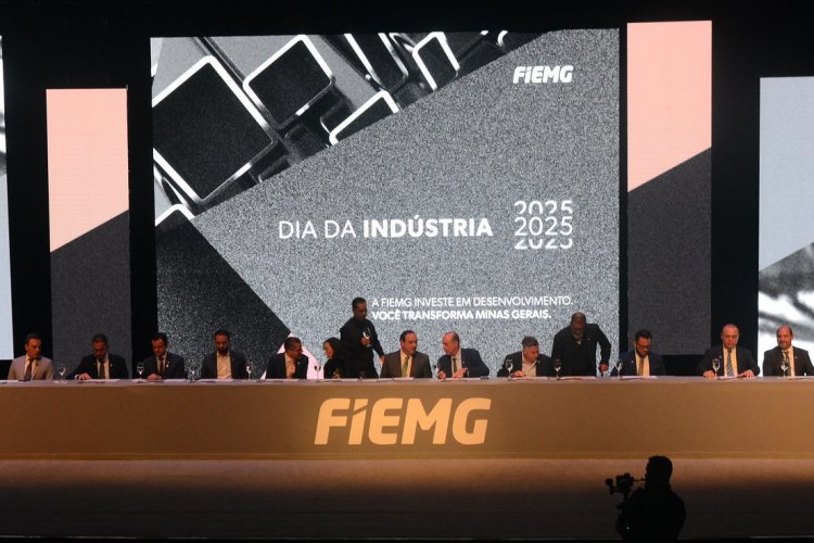 Em noite de homenagens e reconhecimento, FIEMG celebra o Dia da Indústria 2025 Em noite de homenagens e reconhecimento, FIEMG celebra o Dia da Indústria 2025