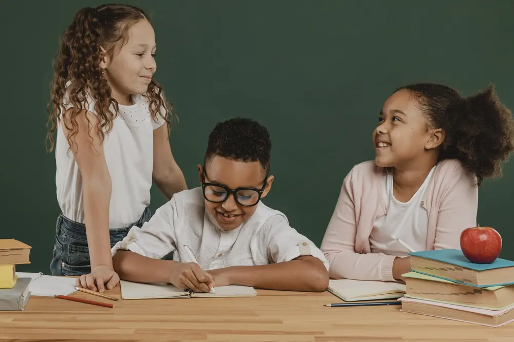 criancas-estudo-8eb169cd925b1b