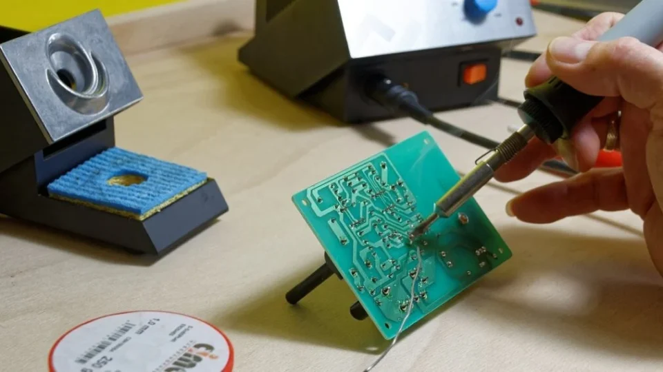 curso-tecnico-salarios-1140x570-1-960x540