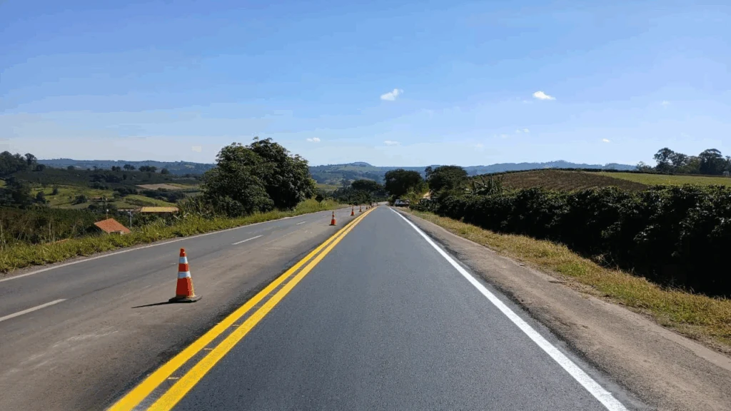 estrada-rodovia-2e6021ed98f495