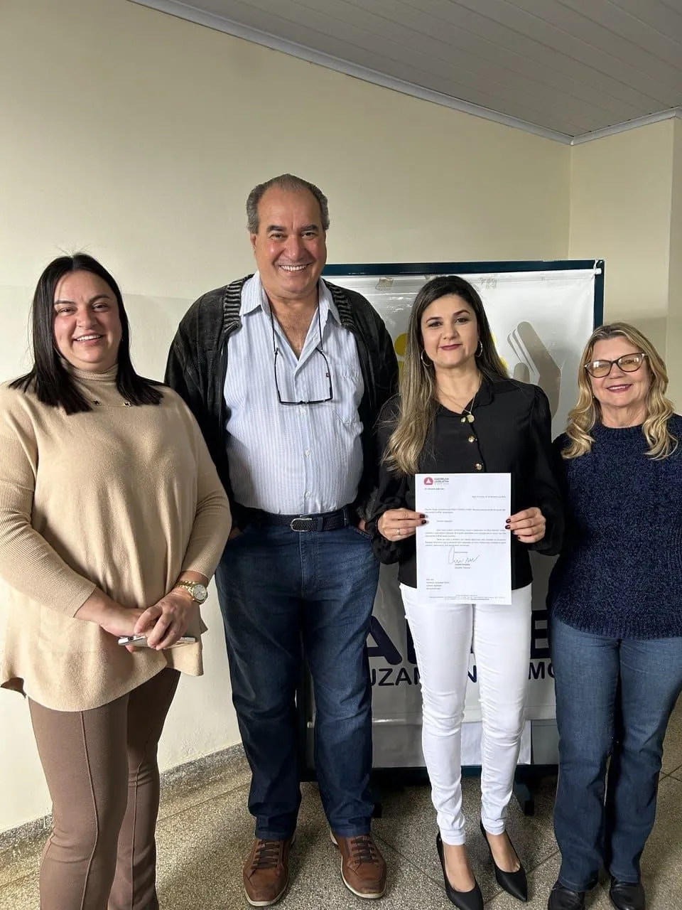 ezgif-545aa6de845bd0