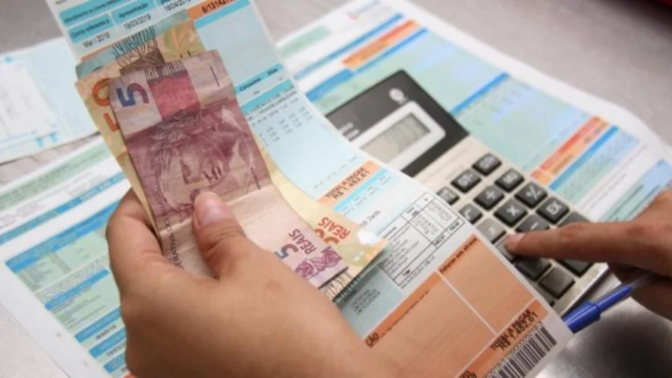 conta-de-luz-Arquivo-Agencia-Brasil-2-960x540 conta-de-luz-Arquivo-Agencia-Brasil-2-960x540