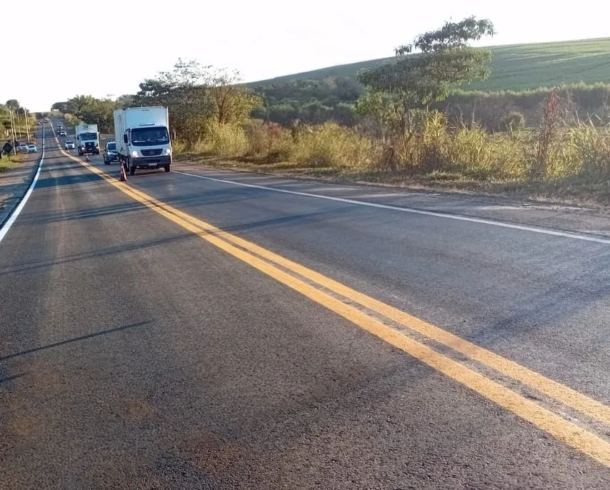 ezgif-5b7b61462ce140 ezgif-5b7b61462ce140