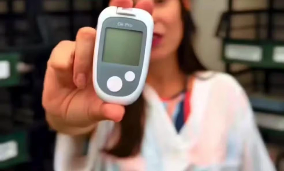 ezgif-76af345aa7d042