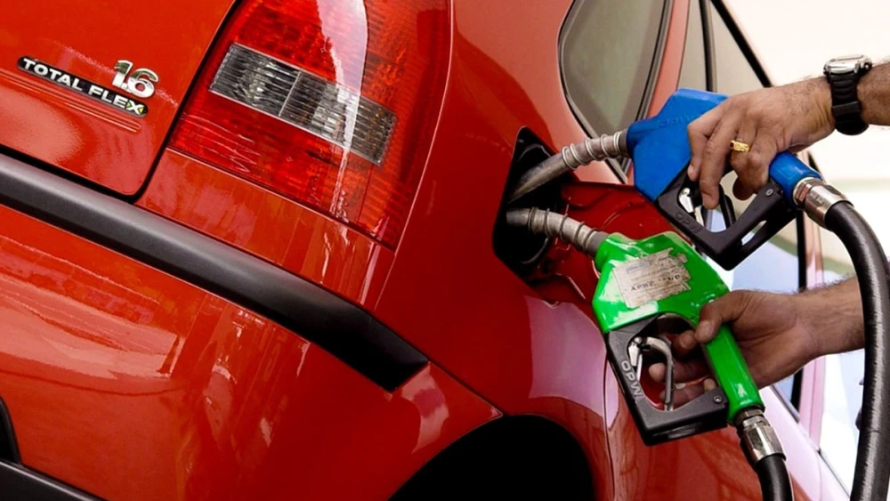 gasolina-etanol-combustiveis-843