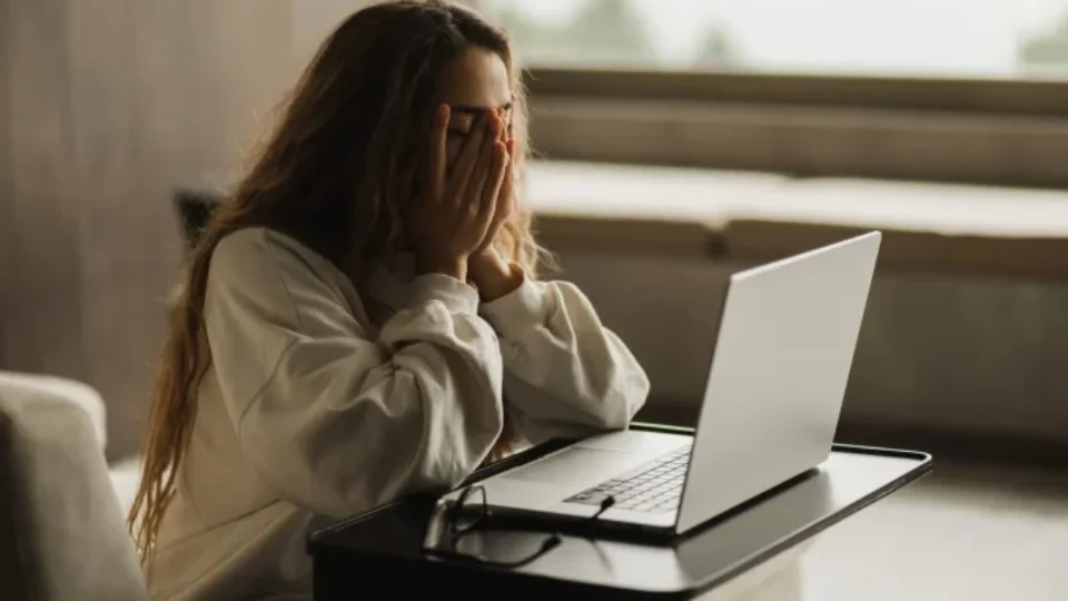 trabalho-2154933783-e1755530848697-681x454-1-960x540