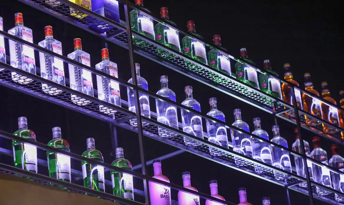 fiscalizacao_em_distribuidoras_de_bebidas_03_0 fiscalizacao_em_distribuidoras_de_bebidas_03_0