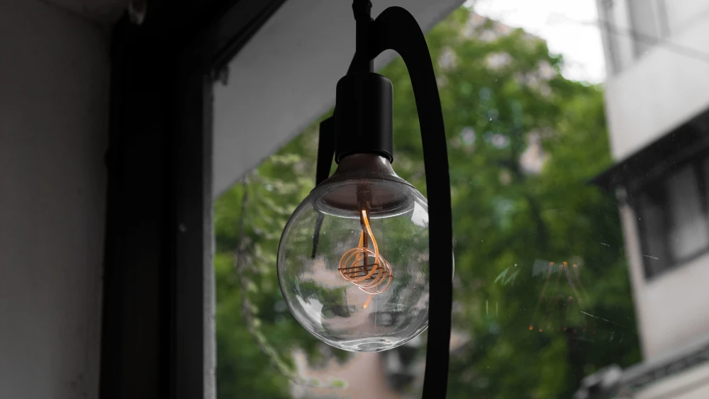 luz-energia-85 luz-energia-85