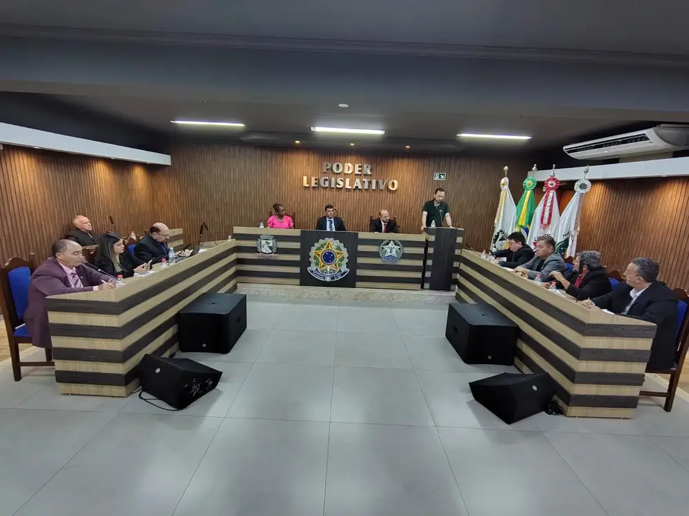 ezgif-8f2d23afee12cafd